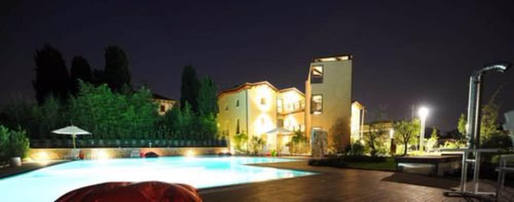The Ziba & Peschiera del Garda