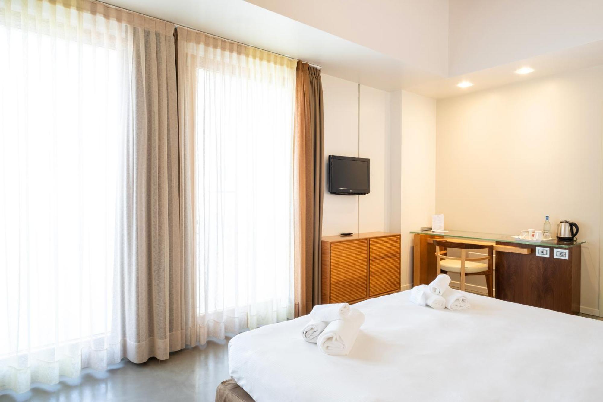 The Ziba & 4* Peschiera del Garda