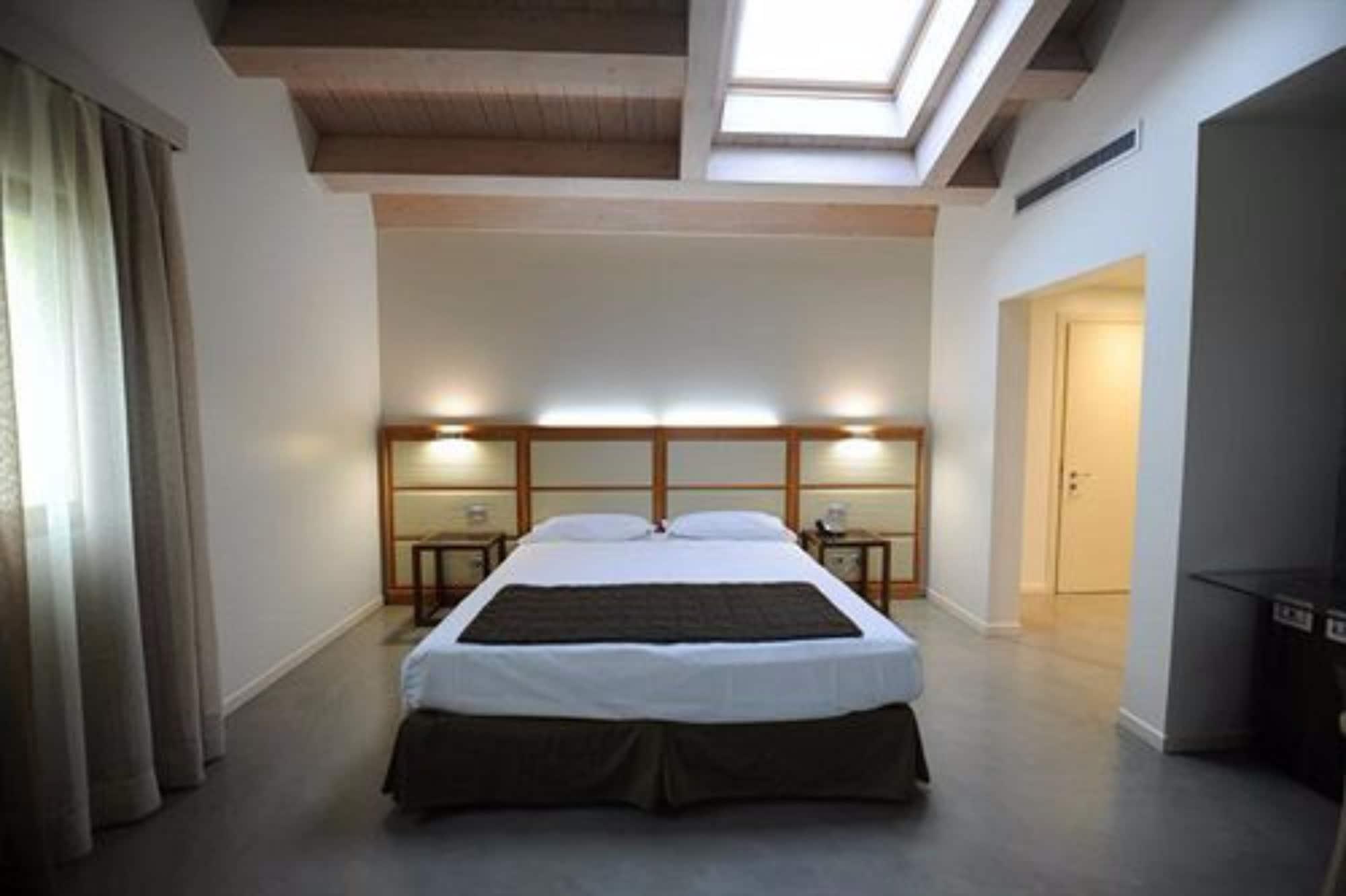 The Ziba Hotel&spa