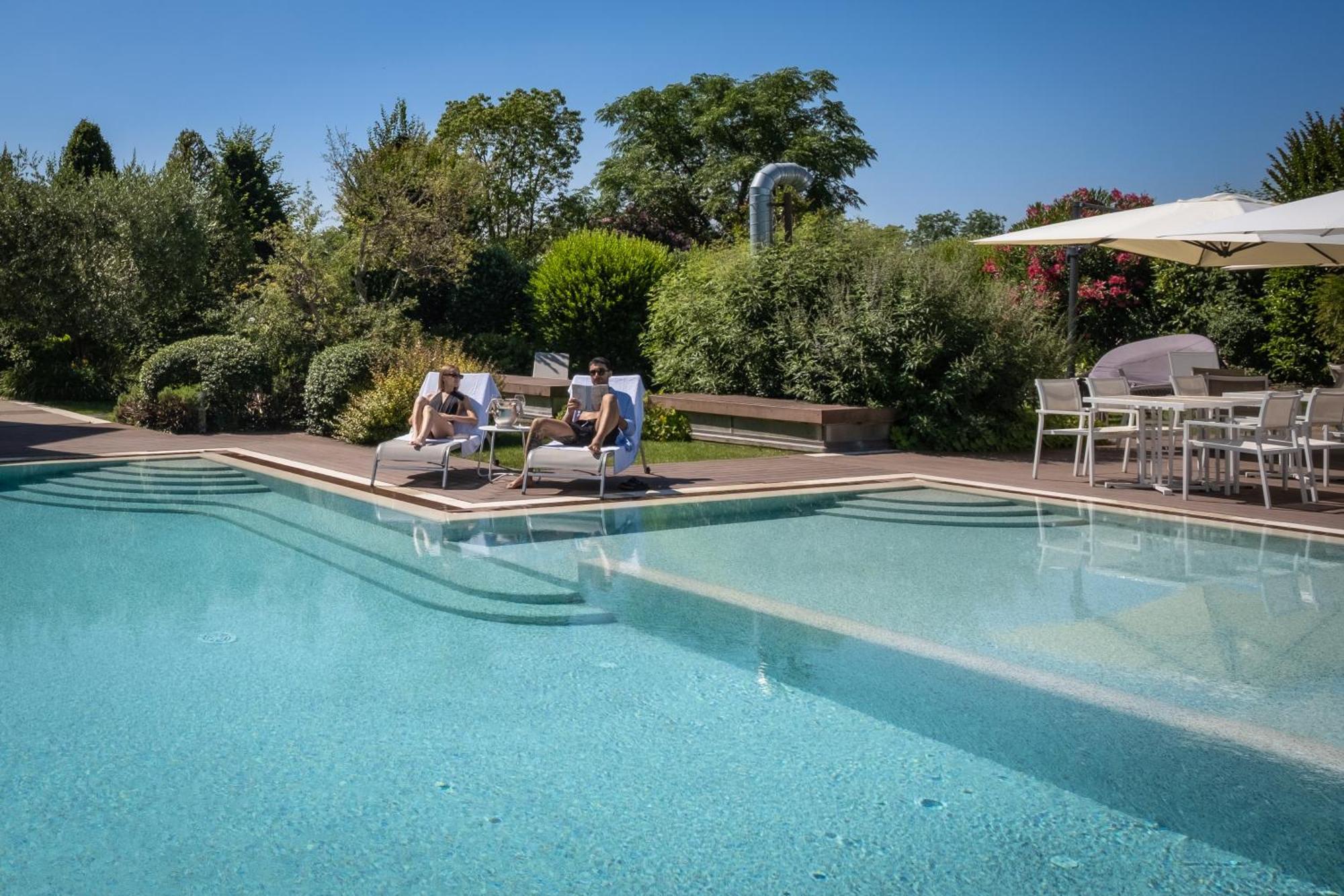 The Ziba & 4* Peschiera del Garda