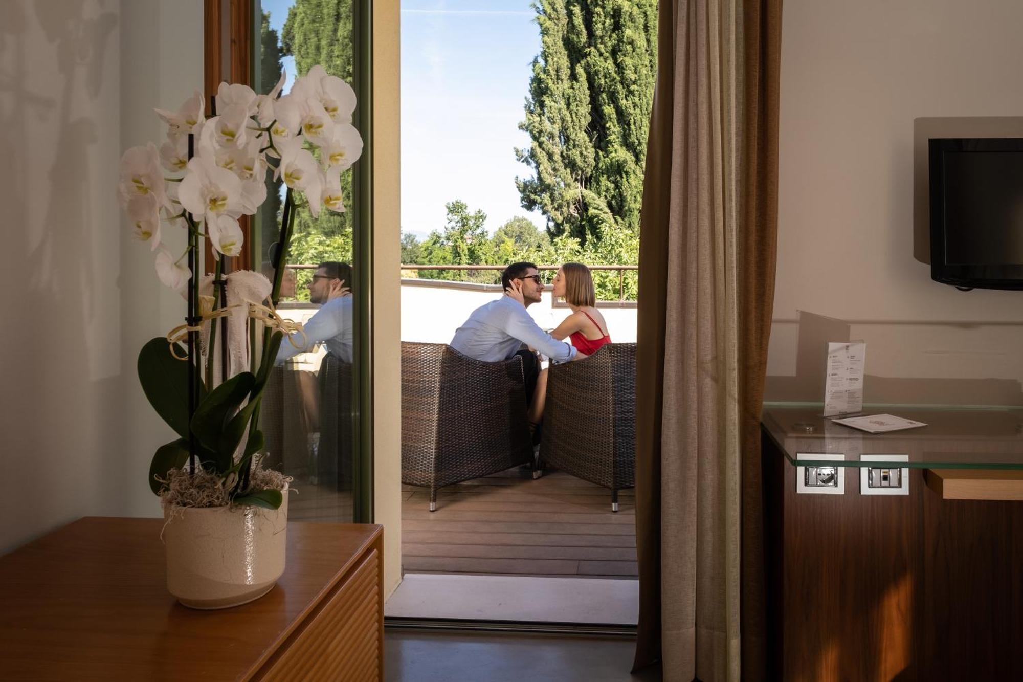 The Ziba & Peschiera del Garda